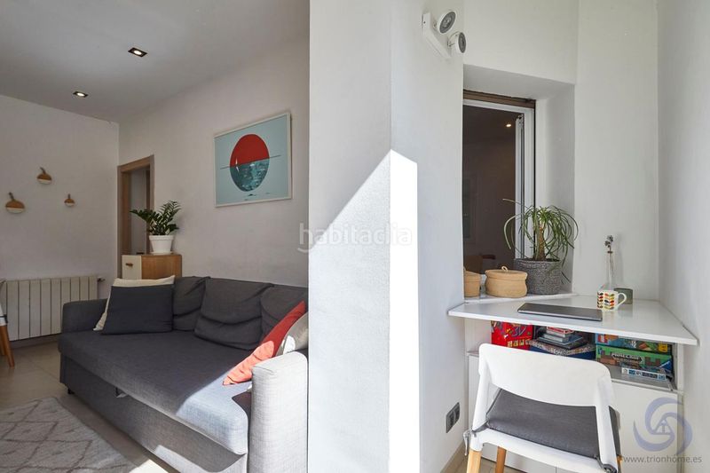 Foto c81724c3-2df7-4fd9-9d2e-2f093ea8be7c. Pis a Poblenou Barcelona