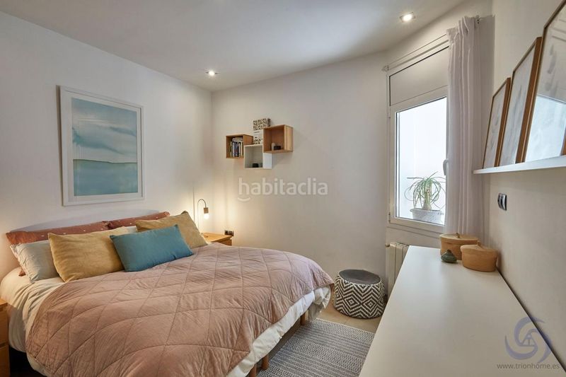 Foto e68f9f7d-a9e9-4f25-be9c-da4f8bd170da. Pis a Poblenou Barcelona