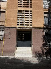 Etagenwohnung  Croia. Oportunidad en sant mart� a pasos del metro la pau