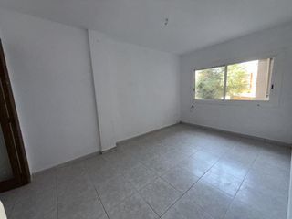 Pis  De la festa major d'iquique. Piso de 3 habitaciones con ascensor y gran potencial