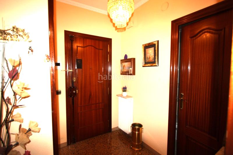 Foto 0aabed35-6f6b-4238-89b2-12953f17ce31. Appartement avec chauffage dans Singuerlín Santa Coloma de Gramenet