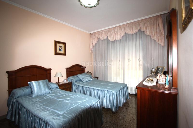 Foto 0b8d426c-c901-49be-a3b7-1a5475dba493. Appartement avec chauffage dans Singuerlín Santa Coloma de Gramenet