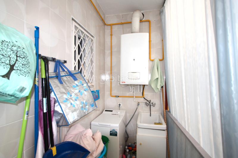 Foto 69c70b09-f89e-4fb0-93eb-2db1b5b82584. Appartement avec chauffage dans Singuerlín Santa Coloma de Gramenet