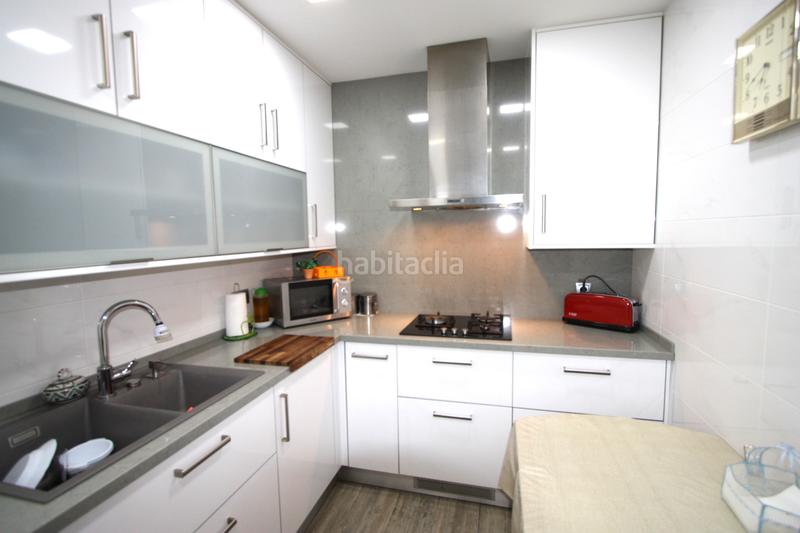 Foto 7d1c63a7-036b-43af-a908-d39a04c5936d. Appartement avec chauffage dans Singuerlín Santa Coloma de Gramenet