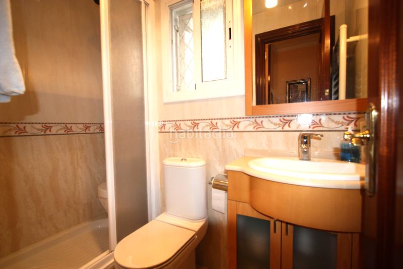 Foto 134a9830-7798-4c89-8571-22bf4a6ebb5c. Flat with heating in Singuerlín Santa Coloma de Gramenet