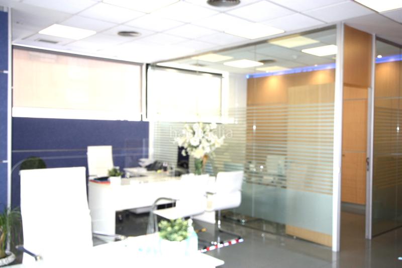 Foto 6d0d257c-7d8e-4650-b409-6b827237f12e. Rent office space with heating in Bufalà Badalona