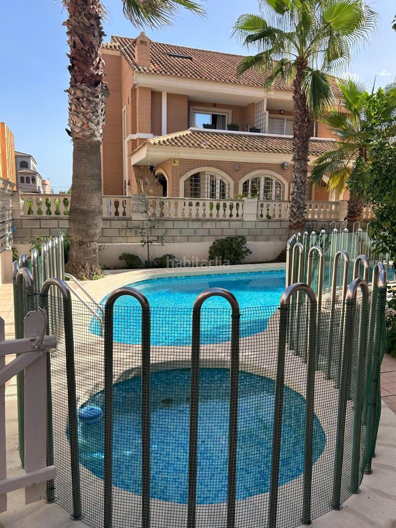 IMPRESIONANTE CHALET DE LUJO INDEPENDIENTE PLAYA EL PERELLO Sueca