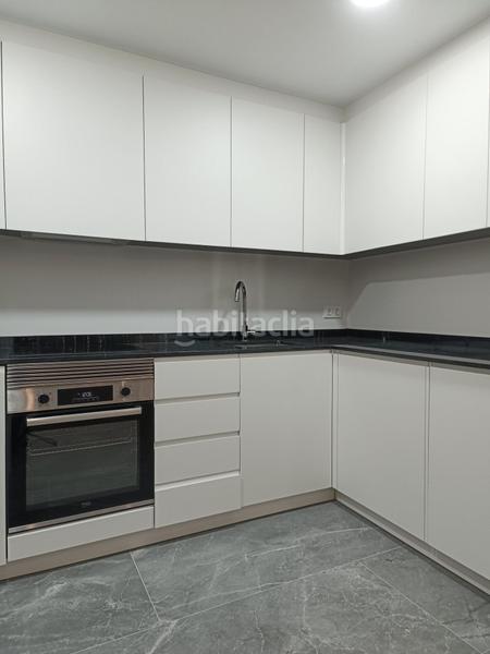 Foto a2f6600a-39cd-42ee-8a7c-ccae4d3fe629. Piso ref 08573 salico vende calidad superiorexclusiva vivienda reformada en avenida rey don jaime en Castellón de la Plana