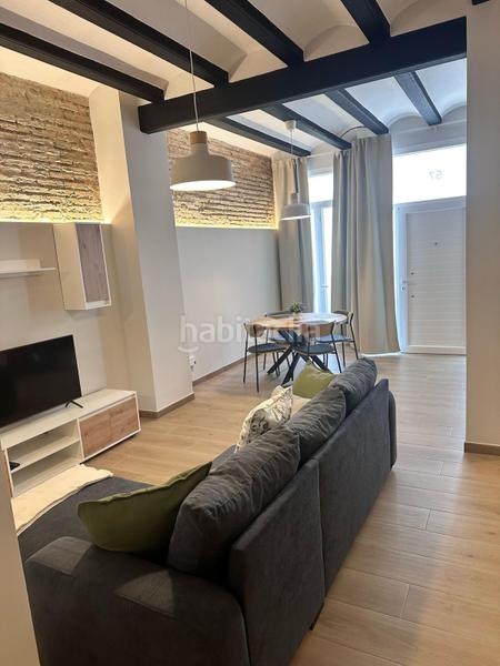 Foto 4a14e5a7-76da-431d-ae78-4f90e120c581. Lloguer apartament a Natzaret Valencia
