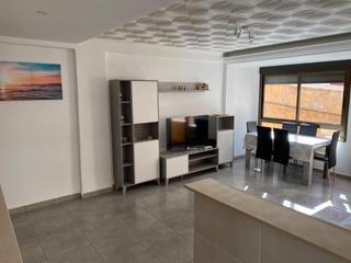 Appartement à Casco Histórico. Ref 08602 piso reformado junto al  instituto ribalta, ideal para