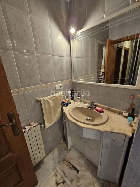 Foto 0110208f-6611-45c3-8ea9-50c859b15a31. Xalet amb piscina a Monserrat