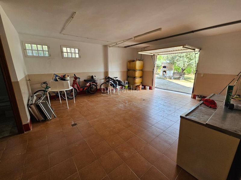 Foto 260ac11f-92ec-45fc-b4d9-23fd810b0a8a. Xalet amb piscina a Monserrat