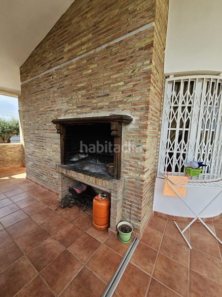 Foto 96c5a581-fb0a-4192-ab21-6bacf1be19b9. Xalet amb piscina a Monserrat