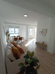 Flat  Calle calle de trullols,. Ref 08610 salico vende piso centrico, última planta, vistas desp