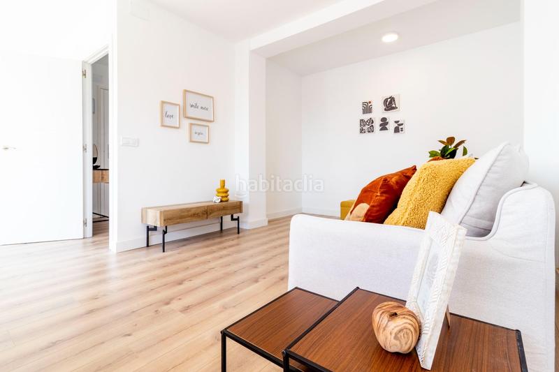 Foto a88f6b81-6eb2-435b-b902-2c472452dbf0. Piso ref 08610 salico vende piso centrico, última planta, vistas despejadas y reforma a estrenar. en Castellón de la Plana