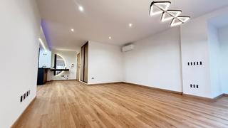 Appartement à Hospital - Plaza del Real. Ref. 08616 salico presenta piso exclusivo en calle herrero  refo