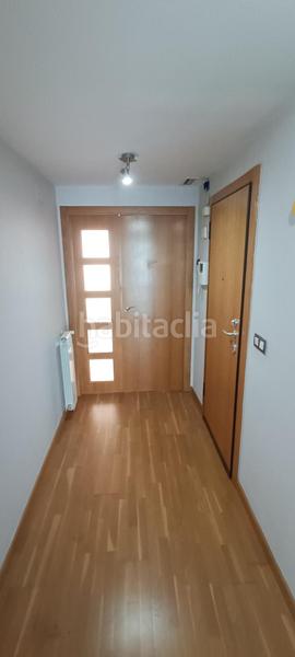 Foto 5a28b7d6-4a90-4b81-bdef-a6ee938c7e03. Piso salico presenta piso exterior en última planta junto a corte inglés y parque ribalta trastero y garaje en Castellón de la Plana