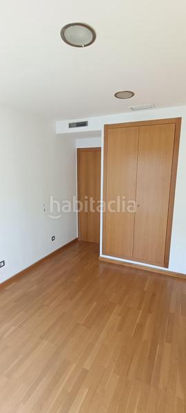 Foto 91e5c6be-7e1c-4572-9c5d-769435ce276f. Piso salico presenta piso exterior en última planta junto a corte inglés y parque ribalta trastero y garaje en Castellón de la Plana
