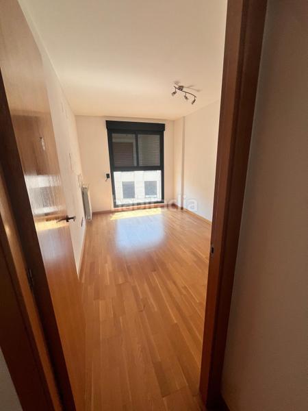 Foto b53299f7-b9b6-457d-8025-cdaef42decb8. Piso salico presenta piso exterior en última planta junto a corte inglés y parque ribalta trastero y garaje en Castellón de la Plana