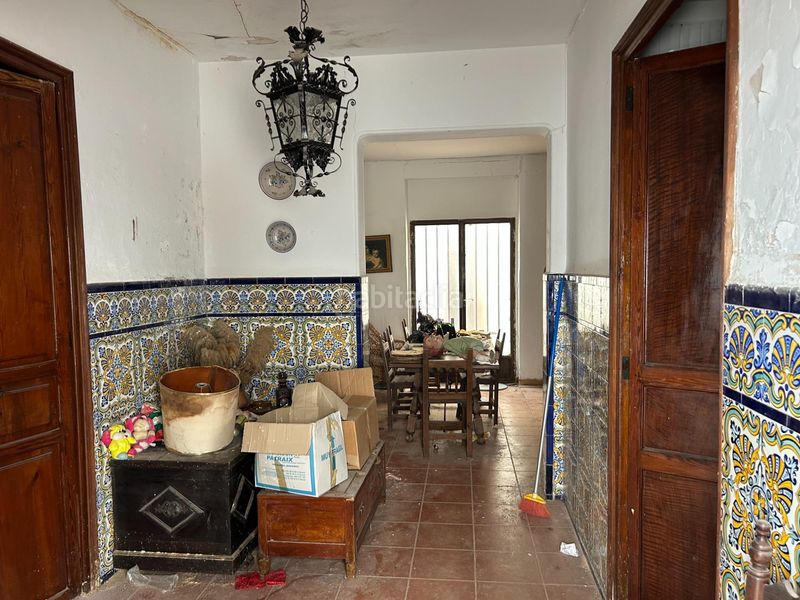 Foto f80f80b5-874e-4c67-a56e-0841f45e5f21. Casa amb aparcament a Petrés