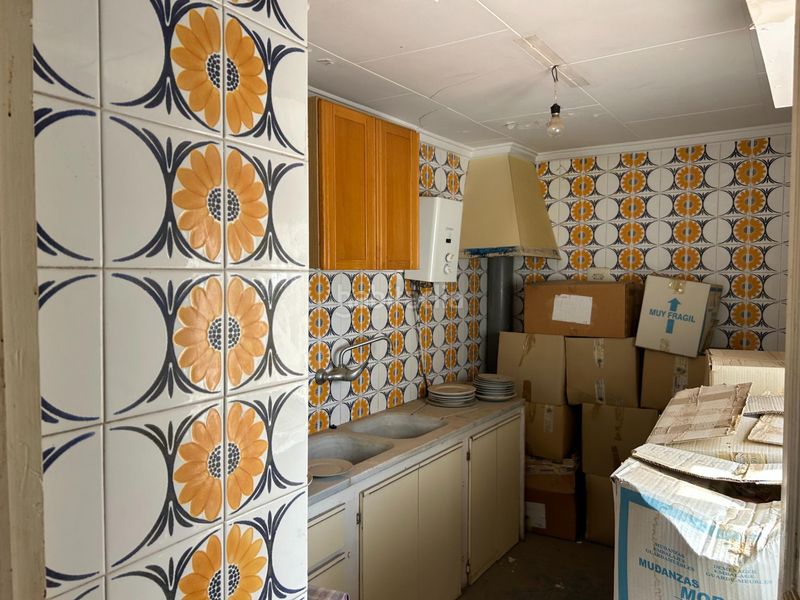 Foto fc0c070b-58c8-4786-80b8-3676d8e79cbf. Casa amb aparcament a Petrés