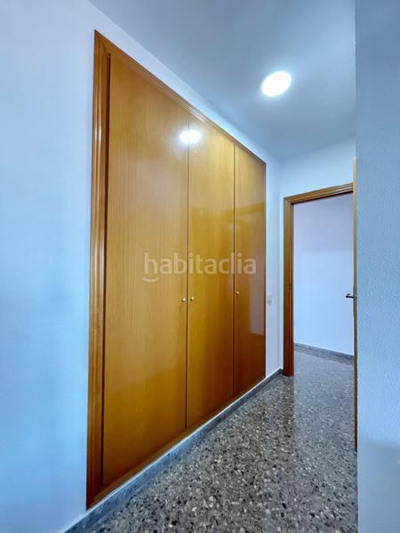 Foto 97338cb3-44e1-410a-bf1a-1ad9e81260af. Miete dachwohnung mit heizung in Barrio Benicalap Valencia