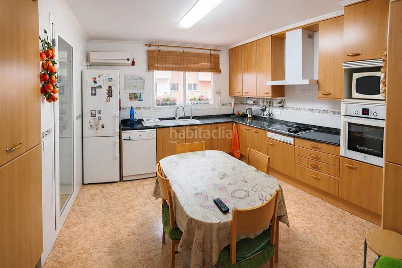 Foto b373aba8-b4f1-4646-b8d9-dc35325c09f1. Casa adossada amb calefacció aparcament a Cariñena - Carinyena Villarreal / Vila - real