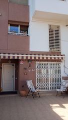 Casa adossada a Cariñena - Carinyena. Ref 08651 salico ofrece este amplio chalet adosado de 254 m2 con