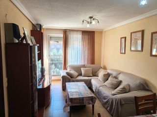 Piso  Calle calle juan ramón jiménez. Ref 08658 salico vende piso listo para entrar a vivir con garaje