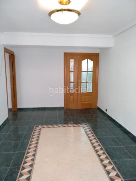 Foto 3e8bc9eb-a261-423b-9276-8d2a0c596ee2. Pis a Mont Olivet Valencia