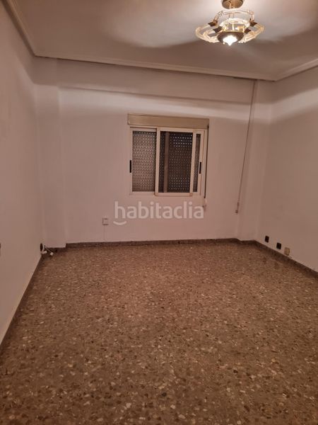 Foto b79d713e-f3fa-41f3-96e0-7918aa3f6f2e. Pis a Mont Olivet Valencia