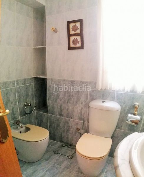 Foto ba5c5177-0a87-4ee1-94f1-940d675c50ac. Pis a Mont Olivet Valencia