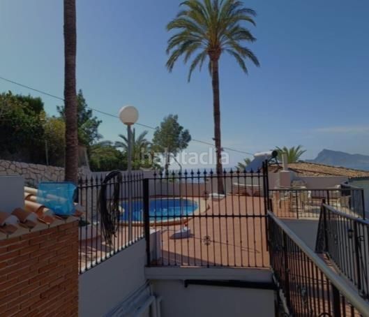 Foto 744d8a56-89e0-4848-a389-d0e9a278b2af. Edificio in Mascarat Altea