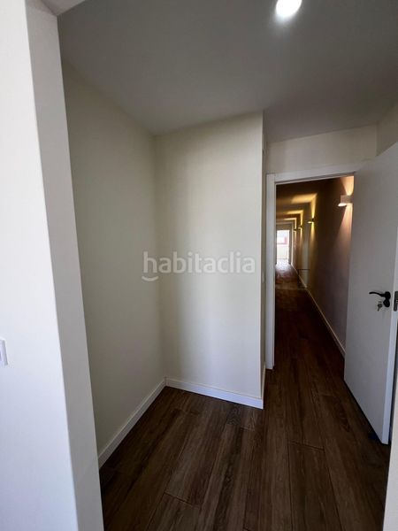 Foto 9b10cdf5-2cc9-4149-ab21-d1c6290bbef2. Duplex with parking in Malilla Valencia