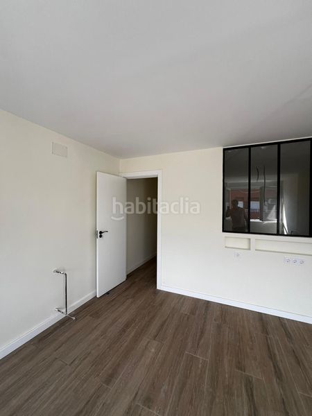 Foto e76ccb58-95a5-48fd-beb2-071608592e60. Duplex with parking in Malilla Valencia