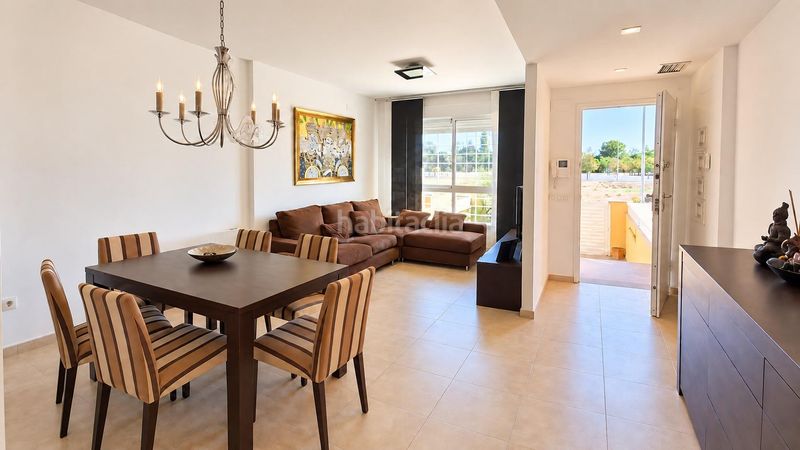 Foto ba342996-729f-4112-94dd-d88f73580ad8. Casa adossada amb calefacció aparcament a Centro Almazora / Almassora