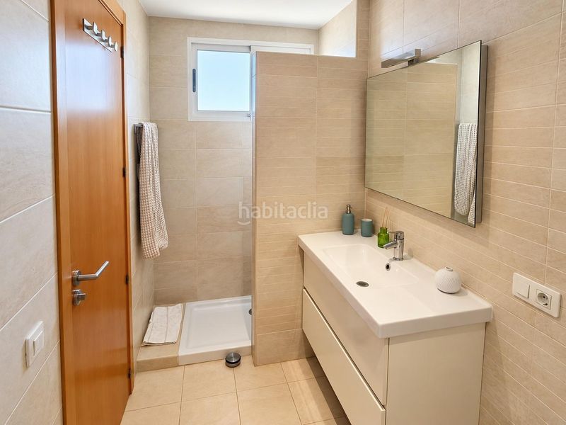 Foto f511abc5-0eaf-449f-a236-f01fe6c2e920. Casa adossada amb calefacció aparcament a Centro Almazora / Almassora