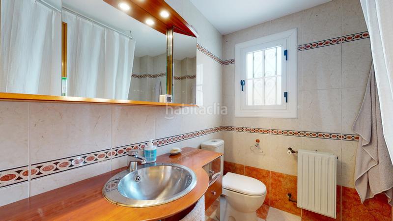 Foto 282155be-a462-4246-bdc9-3d275512920c. Casa con riscaldamento parcheggio piscina in La Cañada Paterna