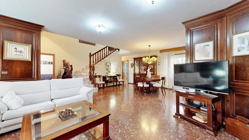 Foto 855427bd-9ab9-4649-bd27-08fc3e89a0a5. Casa con riscaldamento parcheggio piscina in La Cañada Paterna