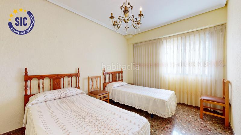 Foto 277bdd11-744d-43b3-8d28-d7d9f14f386c. Casa con riscaldamento parcheggio in Zona la Ermita Torrent
