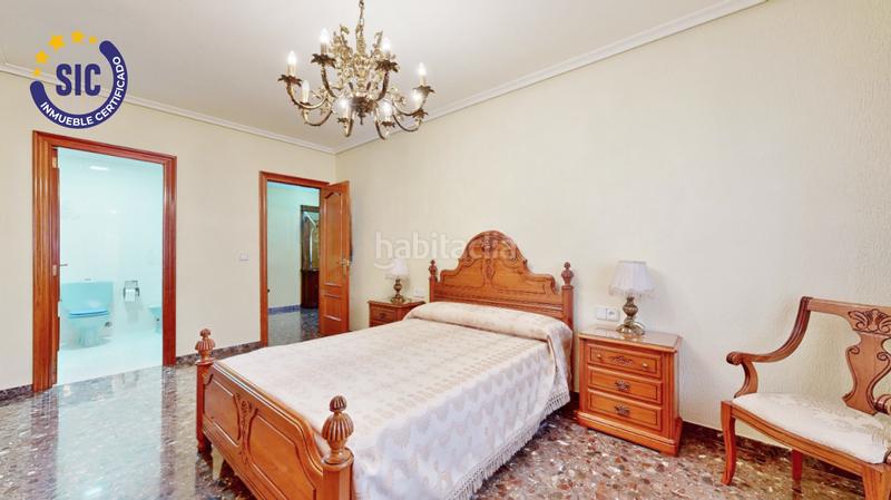 Foto 941b6215-d8f1-4677-84bb-a7e959f3a571. Casa con riscaldamento parcheggio in Zona la Ermita Torrent