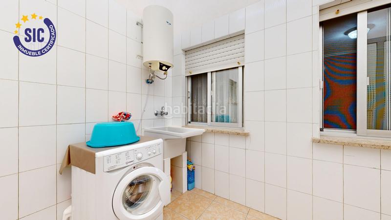 Foto c8997842-9920-4135-84b8-b7f2a3f33331. Casa con riscaldamento parcheggio in Zona la Ermita Torrent