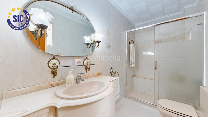 Foto eb4d512d-094d-4727-bc61-efe0b509501c. Casa con riscaldamento parcheggio in Zona la Ermita Torrent