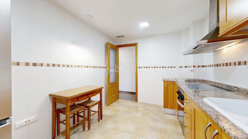Foto bc4e1422-fc8e-497c-b182-5c5b69dfb0af. Pis amb calefacció aparcament a Montroy