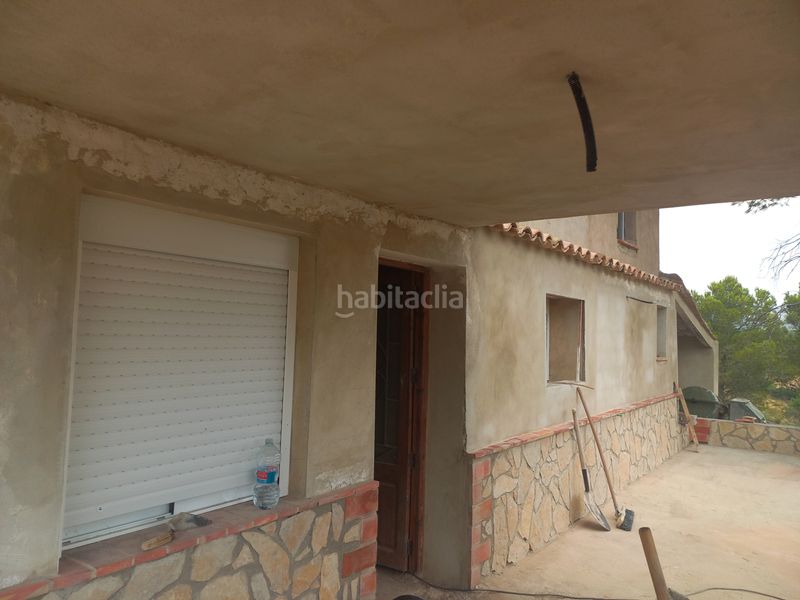 Foto 2376aca2-6a22-4328-97e5-17adf1c49e8a. Xalet amb piscina a Macastre