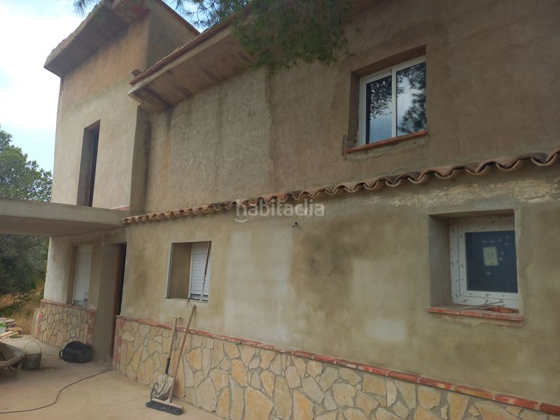 Foto 42bfadb2-22a6-4452-b9d6-e6cebf63956c. Xalet amb piscina a Macastre