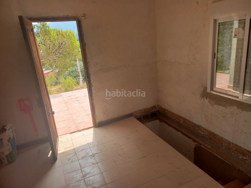 Foto d90f769c-45ab-4718-aafc-c74b30709ce7. Xalet amb piscina a Macastre