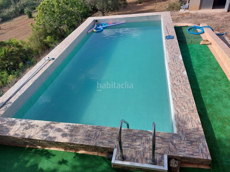 Foto a0d4d083-ce03-4532-941a-508d4489120b. Xalet amb piscina a Turís