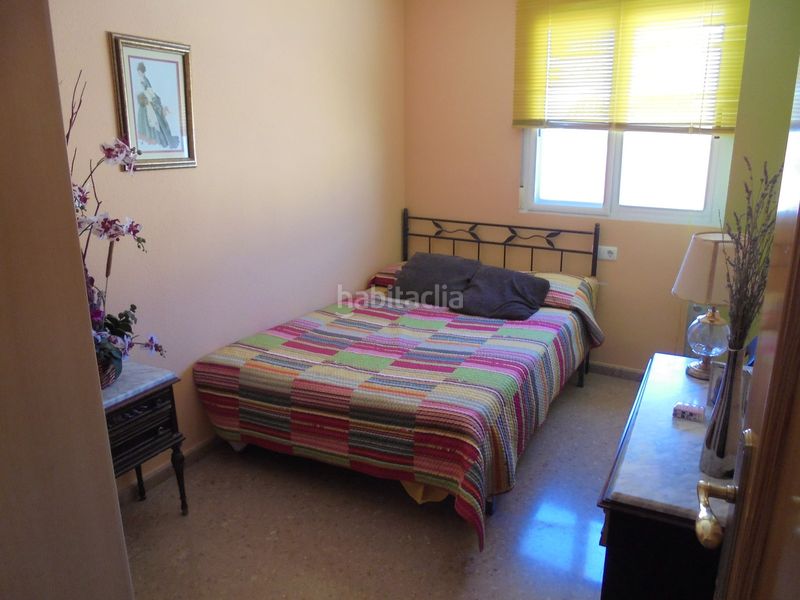 Foto 4ad6f5e5-3687-48d9-b0cf-d417d378ea89. Casa adossada a Camporrobles