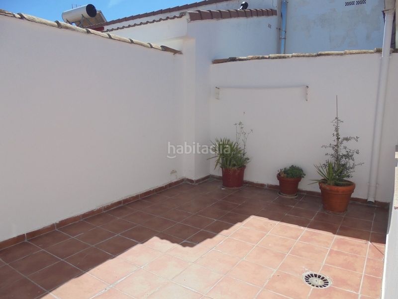 Foto 4d63c20e-59bb-424f-b878-e88560bd90d5. Casa adossada a Camporrobles